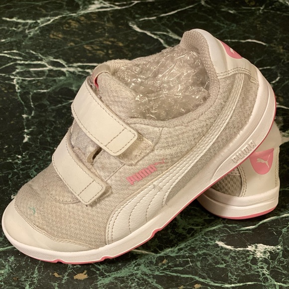 Puma little girl size 1Uk , 2C US - Picture 1 of 10